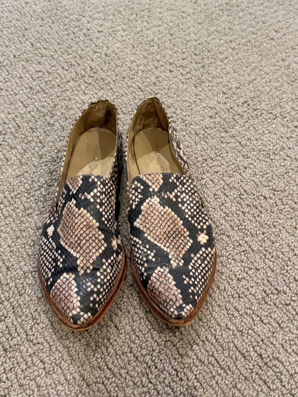 Treasure & Bond Snake-Print Slip-On Loafers in Black and Tan